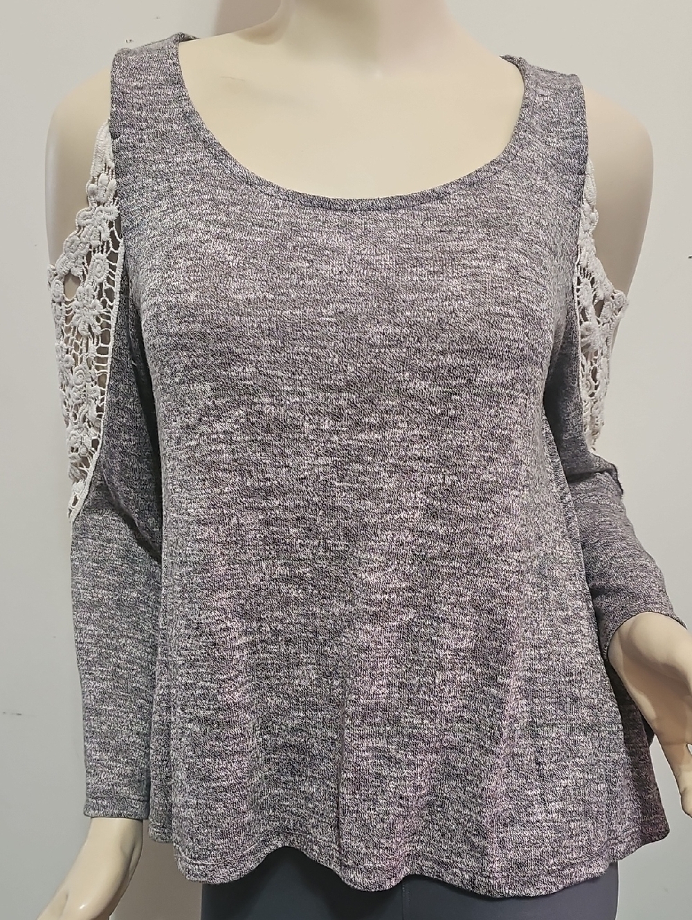 Double Zero Heather Gray Cold-Shoulder Crochet Trim Top